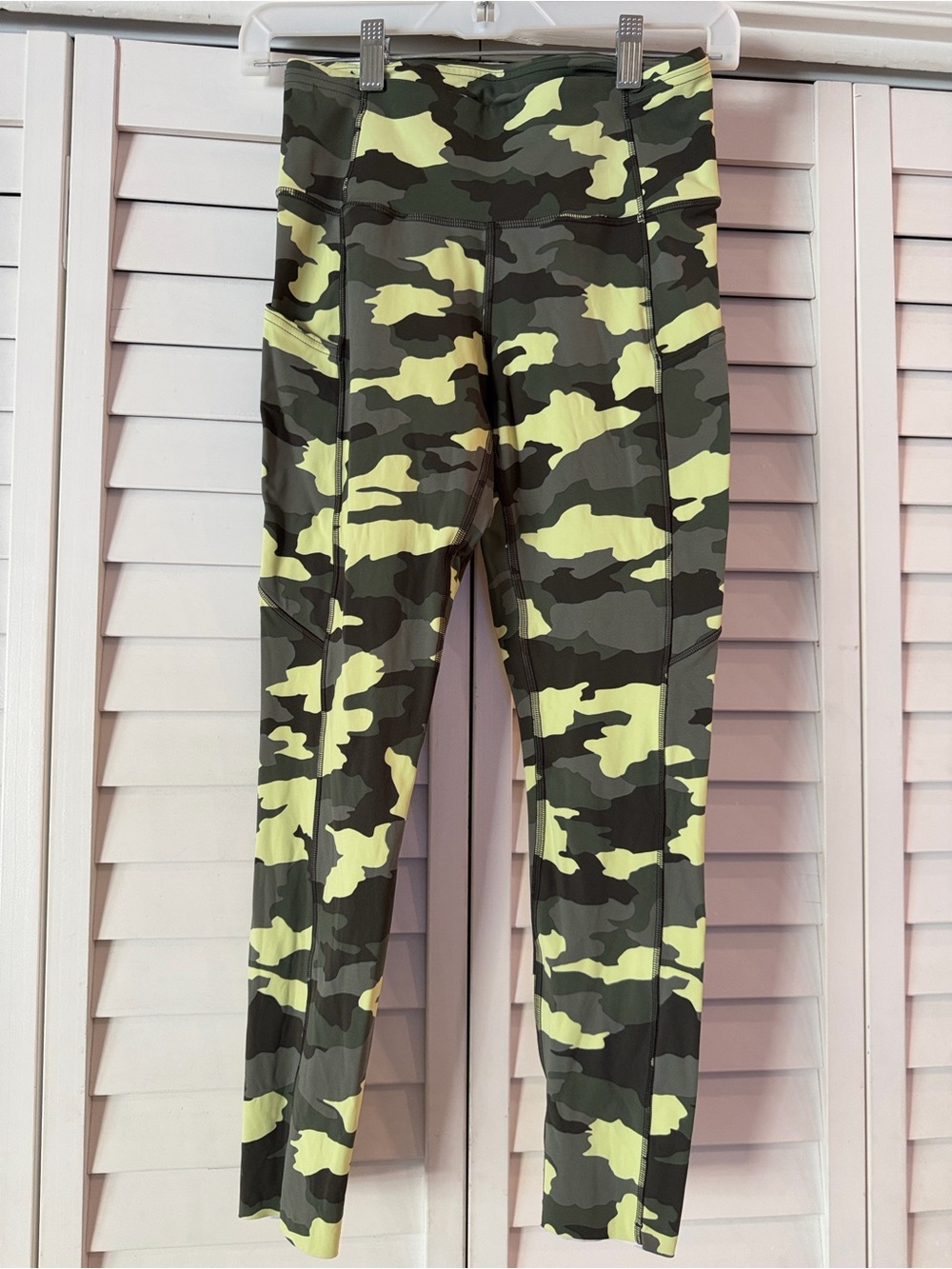 Lululemon Fast and Free Tight 25" *Non-Reflective Nulux - Size 6